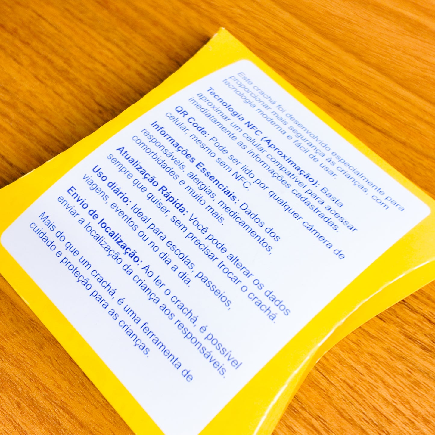 Crachá de identificação TEA com Aproximação e QR Code